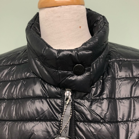 Andrew Marc | Women’s Puffer Jacket | Black | Large - Picture 3 of 4